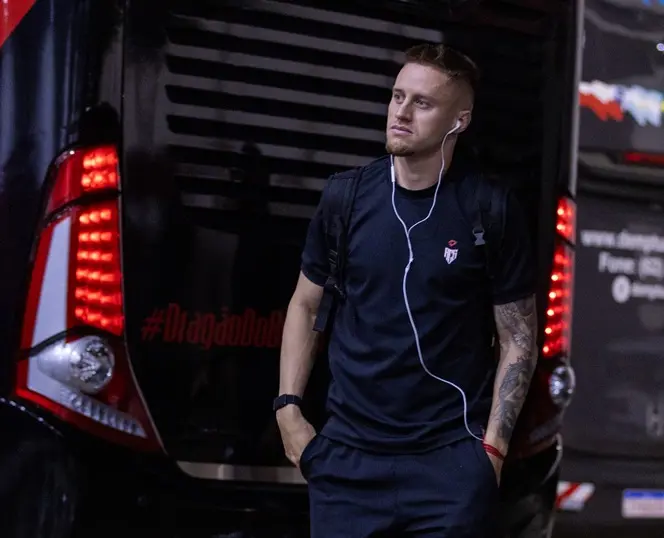 Meia Ariel - Atlético Goianiense (Foto - Raphael Teixeira)