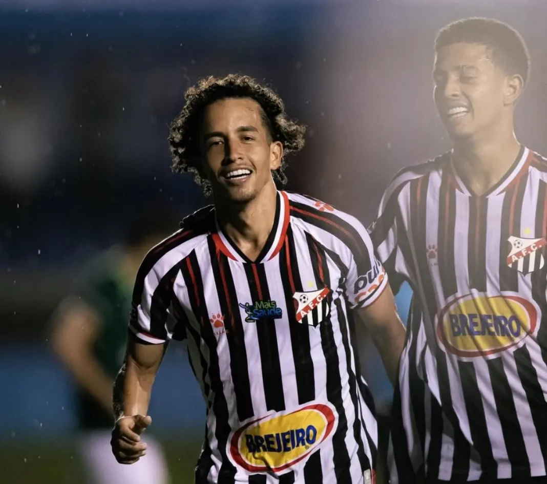 Foto - Matheus Dutra (Anápolis FC)