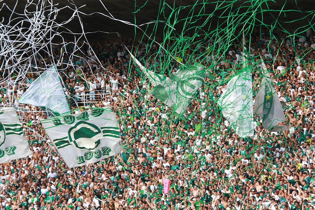 Torcida do Goiás no Estádio Serra Dourada (Foto - Rosiron Rodrigues)