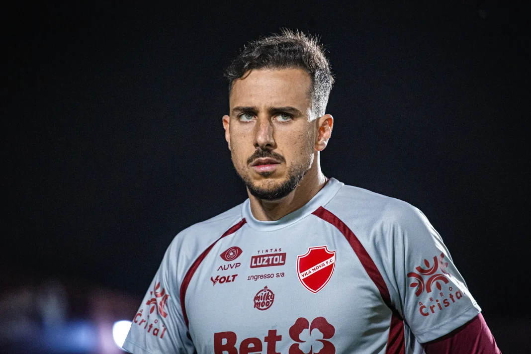 Goleiro Helton Leite - Vila Nova (Foto - Roberto Corrêa)